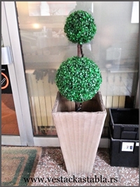 Vestacko drvece dekoracija restorana 